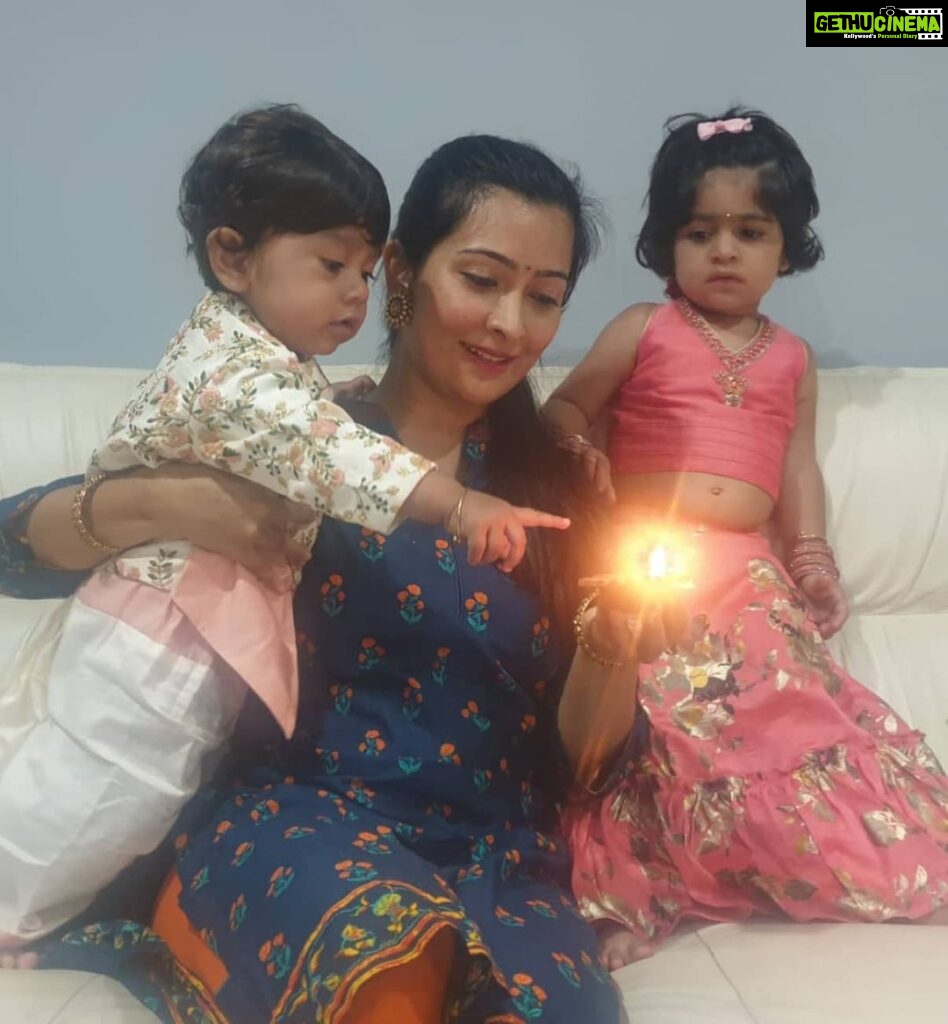 Radhika Pandit Instagram - Well.. My Diwali from the past 2yrs and now.. 😀 (my light of life.. now crackers) Yellarigu Deepavali habbada Shubhashayagalu Have a happy and safe festival. #radhikapandit #nimmaRP