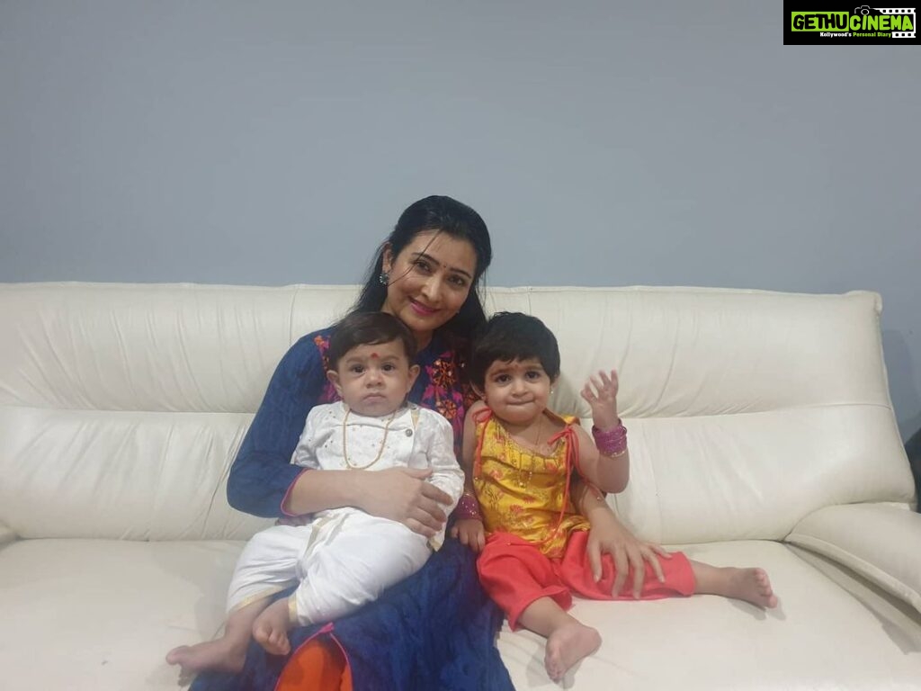 Radhika Pandit Instagram - Their first Rakshabandan 🥰 The precious bond between siblings is just priceless!! ❤ #radhikapandit #nimmaRP