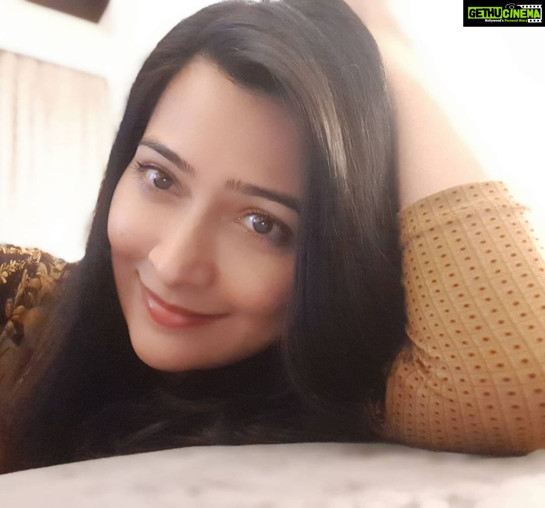Radhika Pandit Instagram - Hello all.. hello March 😍 #nimmaRP #radhikapandit