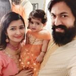 Radhika Pandit Instagram - Happy Deepavali yellarigu 🤗 #radhikapandit #nimmaRP