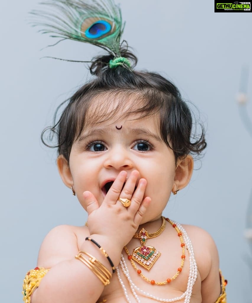 Radhika Pandit Instagram - Our Lil Krishna 😍 Happy Janmashtami!! @thenameisyash #radhikapandit #nimmaRP PC: Sooraj Nitte
