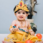 Radhika Pandit Instagram – Our Lil Krishna 😍 Happy Janmashtami!! @thenameisyash #radhikapandit #nimmaRP 
PC: Sooraj Nitte