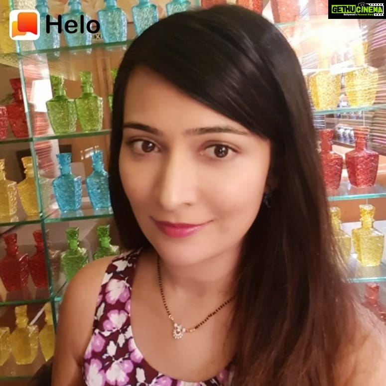 Radhika Pandit Instagram - Happy Holi 🤩 #radhikapandit #nimmaRP