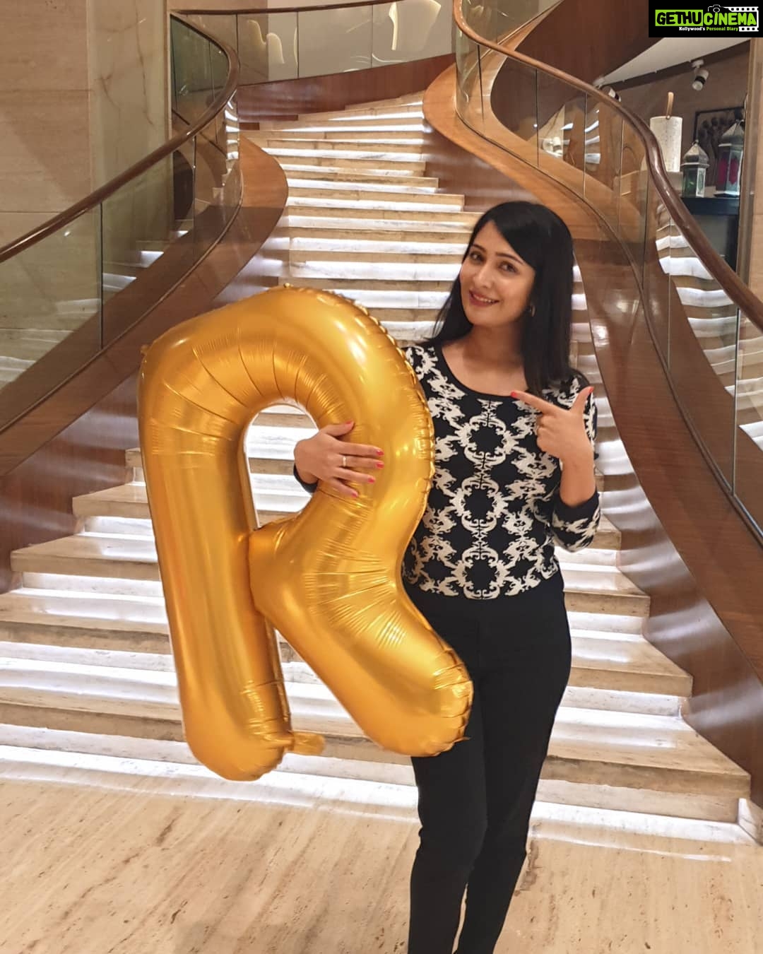 Radhika Pandit Instagram - 'R' stands for... let see 🤔 #radhikapandit #nimmaRP