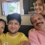 Radhika Pandit Instagram - I have always been a Daddy's girl, always running to him for everything..(be it permission denied by mom 😛, for advice, sometimes simply to talk) he is my guide, my pillar, my hero!! Feels so good to see Ayra n Yatharv share that bond I have with my Pappa, with their Dadda ❤️🧿 Happy Father's day to all the best Dads out there!! #radhikapandit #nimmaRP