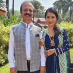 Radhika Pandit Instagram - I have always been a Daddy's girl, always running to him for everything..(be it permission denied by mom 😛, for advice, sometimes simply to talk) he is my guide, my pillar, my hero!! Feels so good to see Ayra n Yatharv share that bond I have with my Pappa, with their Dadda ❤️🧿 Happy Father's day to all the best Dads out there!! #radhikapandit #nimmaRP