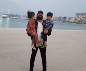 Radhika Pandit Instagram - I have always been a Daddy's girl, always running to him for everything..(be it permission denied by mom 😛, for advice, sometimes simply to talk) he is my guide, my pillar, my hero!!
Feels so good to see Ayra n Yatharv share that bond I have with my Pappa, with their Dadda ❤️🧿
Happy Father's day to all the best Dads out there!! 
#radhikapandit #nimmaRP