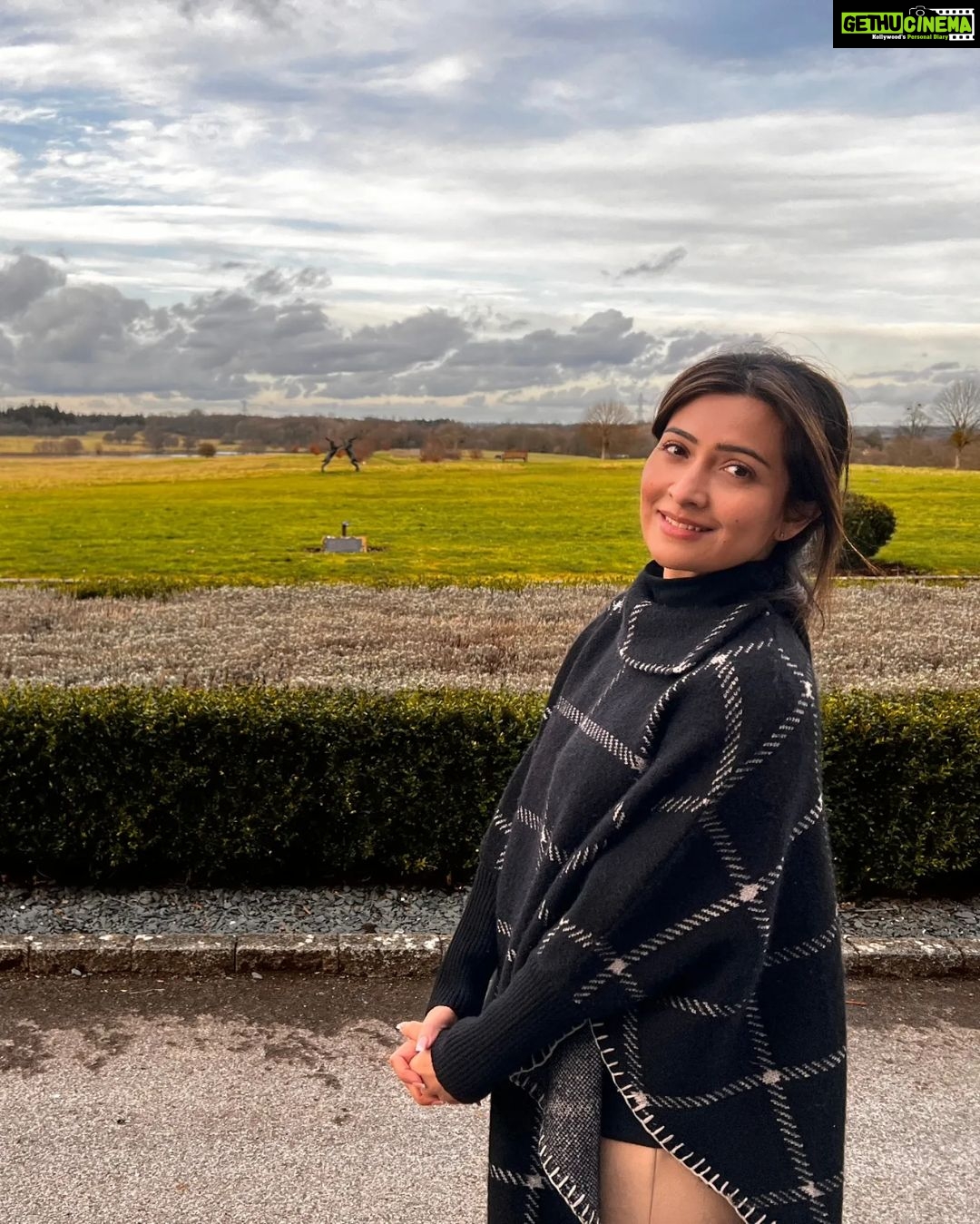 Radhika Pandit Instagram - Captured moments of capturing and being captured 🤩 Have a great weekend all! #radhikapandit #nimmaRP