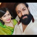Radhika Pandit Instagram - Yellarigu Ugadi habbada shubhashayagalu 🙂 On the auspicious occasion of Ugadi, Yugadi, Gudi Padwa and Chaitra Navratri, wishing everyone hope, abundance, success and fulfilment!! #radhikapandit #nimmaRP 🧿