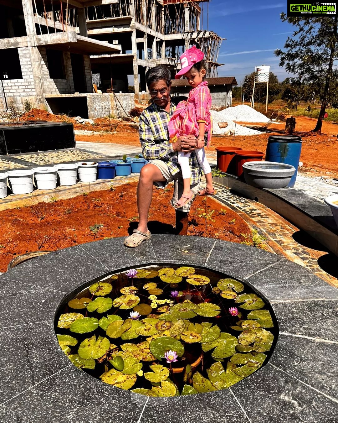 Radhika Pandit Instagram - Here's wishing everyone a happy Makara Sankranti, Pongal, Uttarayan, Magh Bihu. May the festival of harvest bring you all health, happiness and prosperity...