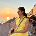 Radhika Pandit Instagram - The Sunny side.. 💛 #radhikapandit #nimmaRP