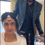 Ragini Khanna Instagram – Thanks for 1 million views 🎉🎉🎉🎉

#sasuralgendaphool #makeupartist #makeup #indore #indoreseminar #livemakeup #live #instagood #instagram 
@raginikhanna 
@saveerasmakeupacademy 
@mohinee_makeover Indore smart City