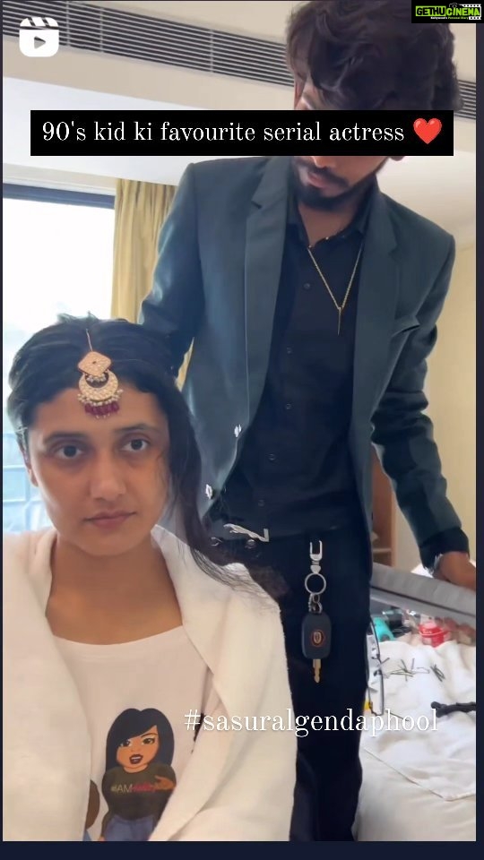 Ragini Khanna Instagram - Thanks for 1 million views ππππ #sasuralgendaphool #makeupartist #makeup #indore #indoreseminar #livemakeup #live #instagood #instagram @raginikhanna @saveerasmakeupacademy @mohinee_makeover Indore smart City