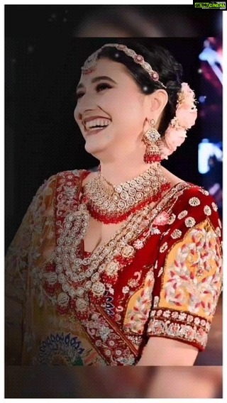 Ragini Khanna Instagram - Ladki khraab krdi...,🤷#raginikhanna💅 #badshah #badshahlive #badshahnewssongs #latestbadshahsongs #gonegirl #badshah #RR #Badshah #SakshiVaidya #gonegirl #gonegirlsong #sakshivaidya #sakshivaidyasongs #badshahnewsong #ladkikharab #payaldev #ladkikharabkardi