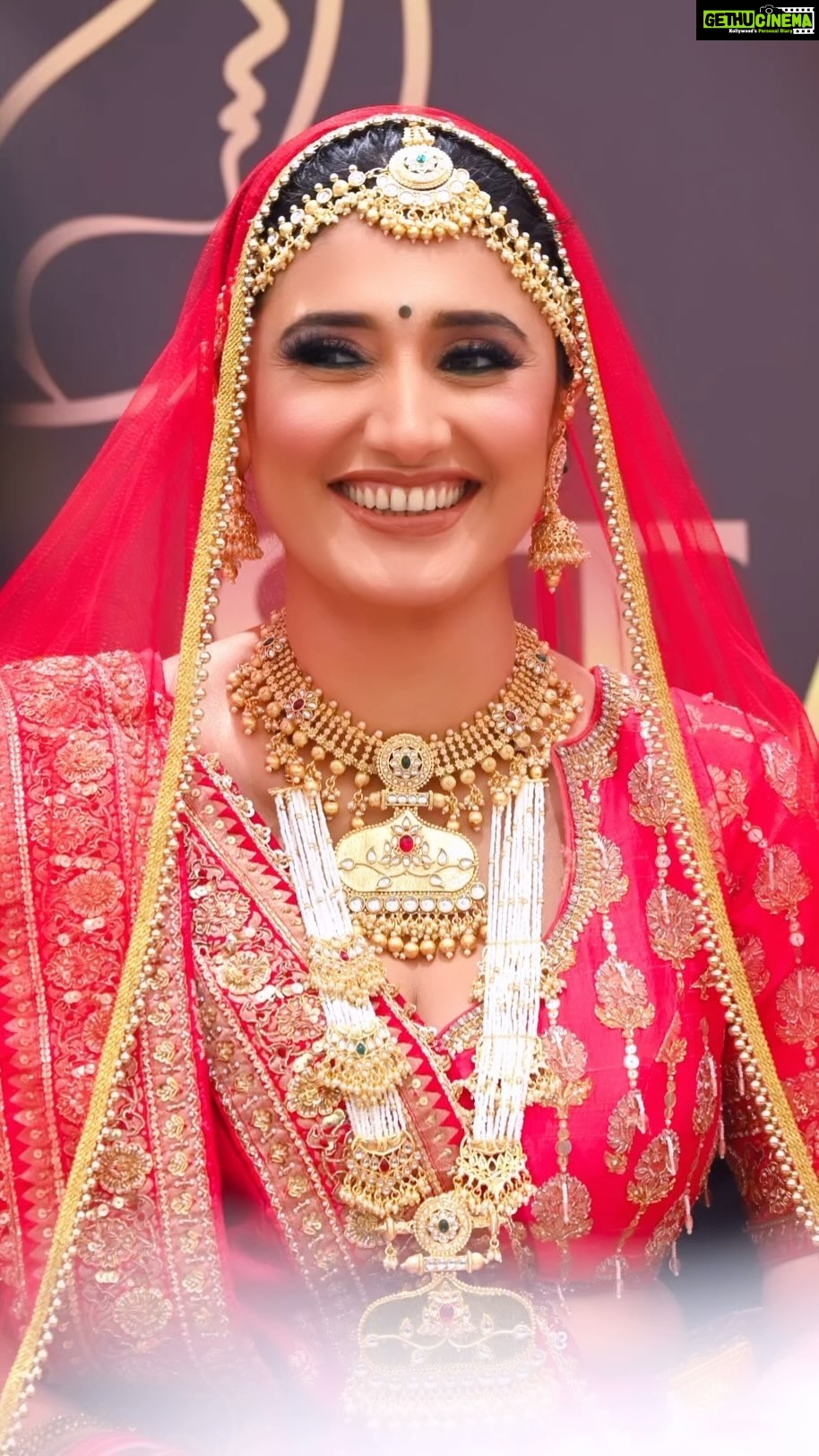 Ragini Khanna Instagram - Shruti Beauty Salon and Academy