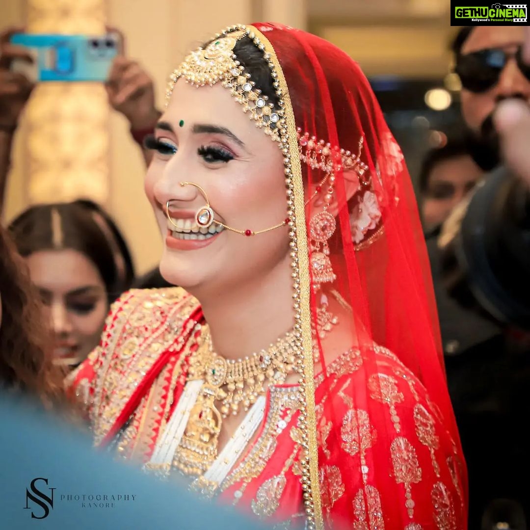 Ragini Khanna Instagram - ππ@raginikhannaππ ___bollywood actor π πΈ_______π _____________πΈ queen ππ_____π₯°__#love___#like_____π«Ά Udaipur, Rajasthan