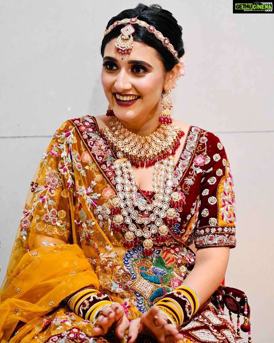 Ragini Khanna Instagram - @raginikhanna . Photographer-@rahul_photographer2001 @nikonindiaofficial . #celebrity #bueaty #shoot #nikon Indore smart City