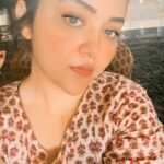 Ragini Nandwani Instagram - Hello Sunday #goodmorning #sunday #pictures #instadaily #trending #animallovers #entrepreneur #label #empath #soul #happytohelp #instalike #influencer #celebration #mehendiinspire #prettynails #love