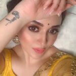 Ragini Nandwani Instagram - Saree…. An elegant drape #goodmorning #thursday #shriswamisamarth #vibes #yellow #saree #newpost #buisnesswoman #loveurwork #monsoon #shivbhakt #loveanimals #againstanimalcruelty #empathy #everylifematters #kindness #trendalert