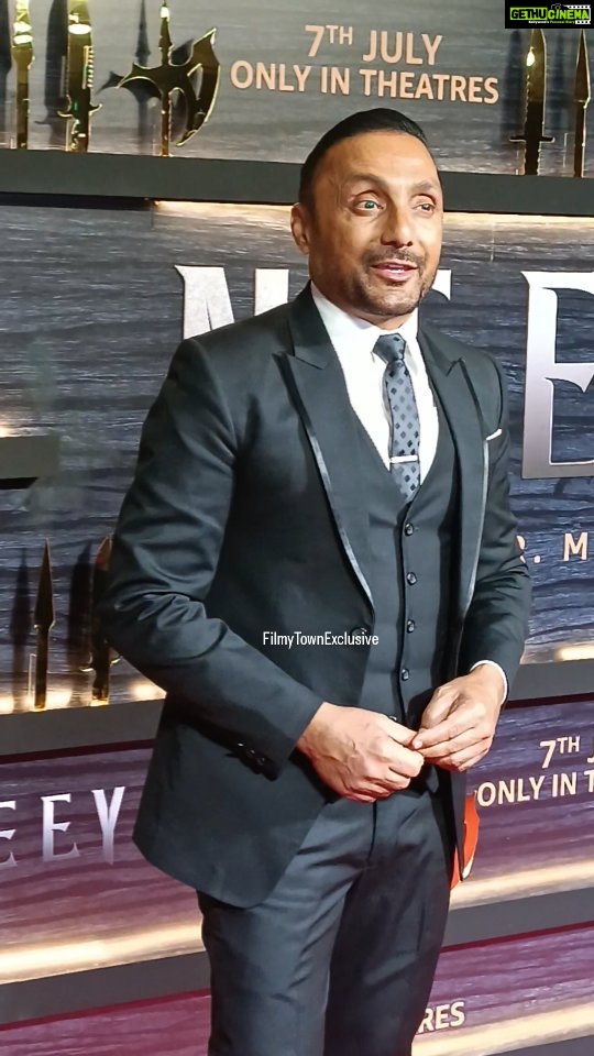 Rahul Bose Instagram - Smart Dashing #RahulBose Looks Dapper in Suit Outfit . . . #rahulboseforever #RahulBose #rahulbosemoment #rahulbose #rahulbosemoments #neeyat #vidyabalan #reel #reels #reelsvideo #reelsviral #reels2023