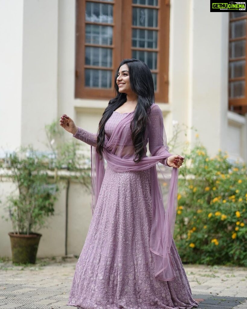 Rajisha Vijayan Instagram - Feeling like Lilacs 💜 @ashwinimathoor_couture @arun_sathyan_n