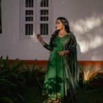 Rajisha Vijayan Instagram - Uthradadinashamsakal ♥️ @jugalbandhi @merin__georg @laxmi_saneesh @ariabykollattjewellers @govindamangalamhomestay