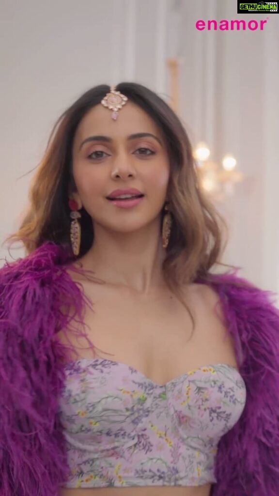 Rakul Preet Singh Instagram - Introducing Enamor’s Glam Bride - where elegance meets extravagance! 💍✨ Step into a world of enchantment as Rakul unveils the magic of #FabulousMyWay with Enamor’s Bridal Collection. #Enamor #Enamorbridal #Enamorbras #Fabulous #Newcollection #Checkitout