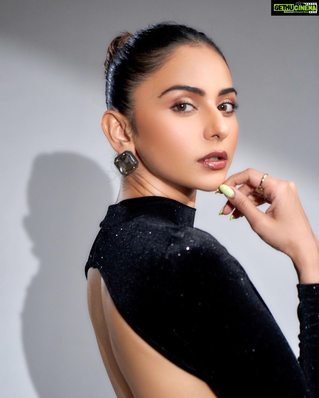 Rakul Preet Singh Instagram - Be a stiletto in a room of flats 🖤 #gqbestdressed