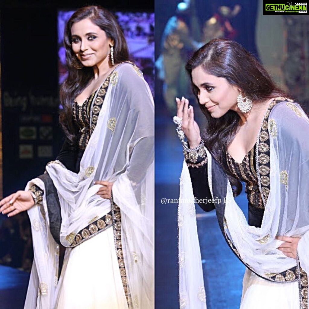 Rani Mukerji Instagram - She looks so stunning i think it’s my favorite fashion runway look on her 🤩. That adaab means so much, like thank you rani for representing your Muslim fans! She looked so gorgeous and I can’t help but spam 😍😍