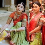Rani Mukerji Instagram – I love this look on her so much, Paheli had the best costuming of Rani period. I love Rajasthani looks and dupattas and Rani looks gorg 😍💕