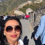 Rani Mukerji Instagram - Some highlights from the past two days in China ❤️. Isn’t Rani the most adorable person ever, that video of her dancing her fan is absolutely adorable IT WAS TO DISCOWALE KHISKO! ❤️🤩! And thank you for the all well-wishes who hoped I would get better, alhamdulilah the fever and back pain is over, but my headache had gotten worse 🤕🤒