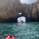 Ranjani Raghavan Instagram - ನೀಲಿಗಡಲು, ಅಟ್ಲಾಂಟಿಕ್ ಮಹಾಸಾಗರದಲ್ಲಿ Kayak ಮಾಡೋ ಮೂಲಕ ನಮ್ಮ ಪ್ರವಾಸವನ್ನ highnote ನಲ್ಲಿ ಮುಗಿಸಿದೆವು 🌊💙 Atlantic Ocean, Some Where