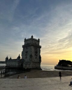Ranjani Raghavan Instagram - Love, Laughter and Lisbon 🌼

#photodump #girlstrip #europe_vacations #portugal #birthdaytrip