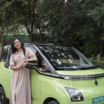 Ranjani Raghavan Instagram - Meet my new companion, My enabler - the most stylish MG Comet EV! ಸದಾ ಜೊತೆಯಾಗಿ, ಹಿತವಾಗಿ 🥰 #CometEV #UrbanMobility #smartev