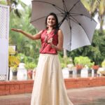 Ranjani Raghavan Instagram - ಬೆಂಗಳೂರು ಟ್ರಾಫಿಕ್- “ಮಳೆ ನಿಂತುಹೋದ ಮೇಲೆ ನಾನು ಜಾಗ ಖಾಲಿ ಮಾಡುವೆ” 🎶⛈