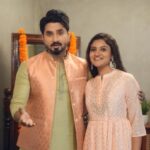 Ranjani Raghavan Instagram - ನವರಾತ್ರಿ ಹತ್ರ ಬರ್ತಿದೆ! ಹೊಸ ಬಟ್ಟೆಗೆ ಏನ್ ಪ್ಲಾನ್ ಮಾಡಿದ್ದೀರಾ? 😍 The biggest navaratri contest is here!! Get a chance to win exciting vouchers with the #trendsnavarangautsava contest! All you need to do is Participate in the TRENDS NAVARANGA UTSAVA CONTEST! Dress in any of your favorite navaratri colours and upload/send your picture or your matching with your partner picture or your family favorite navaratri colour group photo using hashtags #TrendsNavarangaUtsava #RelianceTrends WhatsApp on: 9029000943 Or log on to http://www.trendsnavarangautsava.com for more details today! #TrendsNavarangaUtsava #trends #ContestAlert