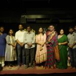 Ranjani Raghavan Instagram - ಕೇಳು ಮನಸೇ ಸಂಜೆಯ ಕೆಲವು ಫೋಟೋಗಳು🌸 ಮೊದಲ ಬಾರಿ live audience ಮುಂದೆ ಕತೆಡಬ್ಬಿ ಪುಸ್ತಕದ #Englishಕೃಷ್ಣ ಕತೆ ಓದಿದ್ದು ನನಗೆ ಬಹಳ special ಅನ್ನಿಸಿತು @kelumanase