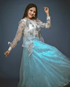 Ranjani Raghavan Instagram - Blue blue sky blue.. god bless you! 🦋@shimmer_designer_studio
@trendzzz___point 
@pkstudiophotography
