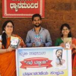 Ranjani Raghavan Instagram - #ಕತೆಡಬ್ಬಿ_ವಾರ್ಷಿಕೋತ್ಸವ ಸಂಭ್ರಮದ ಕ್ಷಣದಲ್ಲಿ ಸೇವೆಯಲ್ಲಿ ಸಾರ್ಥಕತೆ.. ಇವತ್ತು ಕನ್ನಡತಿ ಖ್ಯಾತಿಯ @ranjani.raghavan ಅವರು ಬರೆದ #ಕತೆಡಬ್ಬಿ ಪುಸ್ತಕ ಬಿಡುಗಡೆಯ ವಾರ್ಷಿಕೋತ್ಸವ.. ತಮ್ಮ ವಿಭಿನ್ನ - ವಿಶಿಷ್ಟ ನಡೆನುಡಿಗಳಿಂದ ಜನಪ್ರೀತಿ ಗಳಿಸಿರುವ ರಂಜನಿ‌‌‌ ಅವರ ಸಂಭ್ರಮದ ಕ್ಷಣಗಳನ್ನು ವಿಭಿನ್ನವಾಗಿಯೇ ಆಚರಿಸಬೇಕೆಂದು ಯೋಚಿಸಿದಾಗ.. ಎರಡು ಚಿಂತನೆಗಳು ಬಂದವು.. - ಒಂದು: ರಂಜನಿ ಅವರಿಗಿರುವ ಸಾಮಾಜಿಕ ಕಳಕಳಿ ಹಾಗೂ ಕನ್ನಡ ಪ್ರೀತಿ.. ಎರಡು: ನವರಾತ್ರಿ ಸಂದರ್ಭ ಆಗಿರೋದ್ರಿಂದ, ದೇವಿ ರೂಪದಲ್ಲಿ ಸಮಾಜದ ಕೆಲಸ ಮಾಡುತ್ತಿರುವವರು.. ಈ ಎರಡಕ್ಕೂ ಸರಿಹೊಂದುವಂತೆ ಏನಾದರೂ ಕೆಲಸ ಮಾಡಬೇಕು ಎಂದು ಯೋಚಿಸಿದಾಗ.. ಥಟ್ಟನೆ ನೆನಪಾದದ್ದು ನಮ್ಮ ಲತಿಕಾ ಅಕ್ಕ ಮಾತೆಯಾಗಿ ವೃದ್ಧಮಕ್ಕಳನ್ನು ಪೋಷಿಸುತ್ತಿರುವ ಶಿರಸಿಯ #ಸುಯೋಗಾಶ್ರಯ.. ಕೆಲ ದಿನಗಳ ಹಿಂದೆ, ಲತಿಕಾ ಅಕ್ಕನಲ್ಲಿ ಕೇಳಿದೆ, ಹೀಗೊಂದು ಚಿಂತನೆ ಇದೆ, ಆಗಬಹುದಾ ಅಂತ.. ಅದಕ್ಕವರು ಪ್ರತಿಕ್ರಿಯಿಸುತ್ತಾ, ನಮ್ಮಲ್ಲಿ ಲೈಬ್ರರಿ ಸೆಟ್ ಅಪ್ ಮಾಡಬೇಕೆಂದಿದ್ದೇವೆ, ಪುಸ್ತಕಗಳು ಉಪಯೋಗ ಆಗುತ್ತೆ ಅಂತ ಹೇಳಿದ್ರು.. ನಾನು ಪಟಪಟನೆ ನಮ್ಮ ತಂಡದವರೊಡನೆ ಚರ್ಚಿಸಿ, ಸಿದ್ಧತೆಗಳನ್ನು ಮಾಡಿಕೊಂಡಿದ್ದಾಯಿತು.. ಇವತ್ತು ಆ ದಿನ ಬಂದೇಬಿಟ್ಟಿತು.. Asha Bhat , Savitha Bhat ಹಾಗೂ ಇನ್ನಿತರರು ರಂಜಿನಯವರ ಅಭಿಮಾನಿಗಳ ಪರವಾಗಿ ಇಂದು ಸುಯೋಗಾಶ್ರಯಕ್ಕೆ ತೆರಳಿ, ಪುಸ್ತಕಗಳನ್ನು ಅತ್ಯಂತ ಪ್ರೀತಿಯಿಂದ ಲತಿಕಾ ಅಕ್ಕನವರ ಕೈಗಿತ್ತರು.. ಸವಿತಾ ಅವರು ಹೇಳುವಂತೆ, ಲತಿಕಾ ಅಕ್ಕ ಅವರು ಸಾಕ್ಷಾತ್ ದೇವಿ ಸ್ವರೂಪದಲ್ಲಿ ಅಲ್ಲಿನ ವೃದ್ಧರನ್ನು ಮಮತೆಯಿಂದ ಪೋಷಿಸುತ್ತಿದ್ದಾರೆ. ದೇವರು ಅವರಿಗೆ ಇನ್ನಷ್ಟು ಶಕ್ತಿಯನ್ನು ಕೊಡಲಿ, ಮತ್ತಷ್ಟು ಕಣ್ಣೀರನ್ನು ಒರೆಸುವಂತಾಗಲಿ.. ನಮಗೆಲ್ಲ ಈ ಅವಕಾಶ ಒದಗಿಸಿದ್ದಕ್ಕೆ ಧನ್ಯವಾದಗಳನ್ನು ಅರ್ಪಿಸುತ್ತಾ... ರಂಜನಿ ಅವರ ಚೊಚ್ಚಲ ಪುಸ್ತಕ #ಕತೆಡಬ್ಬಿ ಮೊದಲ ದಿನವೇ ಮರುಮುದ್ರಣಕ್ಕೆ ಅಣಿಯಾಗಿತ್ತು. ಒಂದು ವಾರದಲ್ಲಿ ಮೂರನೇ ಮುದ್ರಣ ಕಂಡಿತ್ತು. ಹತ್ತು ತಿಂಗಳಲ್ಲಿ ಹದಿನೈದು ಮುದ್ರಣಕ್ಕೆ ಯಶಸ್ವಿಯಾಗಿ ಹೆಜ್ಜೆ ಇಟ್ಟಿತ್ತು.. ಇದೀಗ ಪುಸ್ತಕ ಬಿಡುಗಡೆಯಾಗಿ ಮೊದಲ ವರ್ಷದ ಹೊಸ್ತಿಲಲ್ಲಿ 16ನೇ‌ ಮುದ್ರಣ ಕಂಡಿದೆ.. ಮೊದಲ ಪುಸ್ತಕವೇ ಈ ರೀತಿಯ ಸಾಧನೆಯ ಮೈಲಿಗಲ್ಲನ್ನು ಕಂಡಿರುವುದು ಅಚ್ಚರಿ ಹಾಗೂ ಹೆಮ್ಮೆಯ ಸಂಗತಿ.. ರಂಜನಿ ಅವರೇ, ನಿಮ್ಮ ಮುಂದಿನ ಹೆಜ್ಜೆಗಳಿಗೆಲ್ಲ ಶುಭಕೋರುತ್ತಾ.. ನಿಮ್ಮ ಕಾದಂಬರಿಗಾಗಿ ಕಾಯುತ್ತಿದ್ದೇವೆ ಎಂಬುದನ್ನು ನೆನಪಿಸುತ್ತಾ... ನಿಮಗೆ ಅಭಿನಂದನೆಗಳು