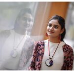 Ranjani Raghavan Instagram - Keep your face always toward the sunshine and shadows will fall behind you 🌼 @anvi_closet @kandys_moments Check out beautiful handmade Jewellery by @alavikaa8 🥰
