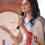 Ranjani Raghavan Instagram - ಮೈಸೂರು ಸಾಹಿತ್ಯ ಸಂಭ್ರಮದ ಕ್ಷಣಗಳು 🤩 Day 2 (24/07/2022) ಪುಸ್ತಕ, ಚರ್ಚೆ, ಕಲಿಕೆ, ಸ್ಪೂರ್ತಿ🤗 Clicks - @kandys_moments @niros_photography 🤗