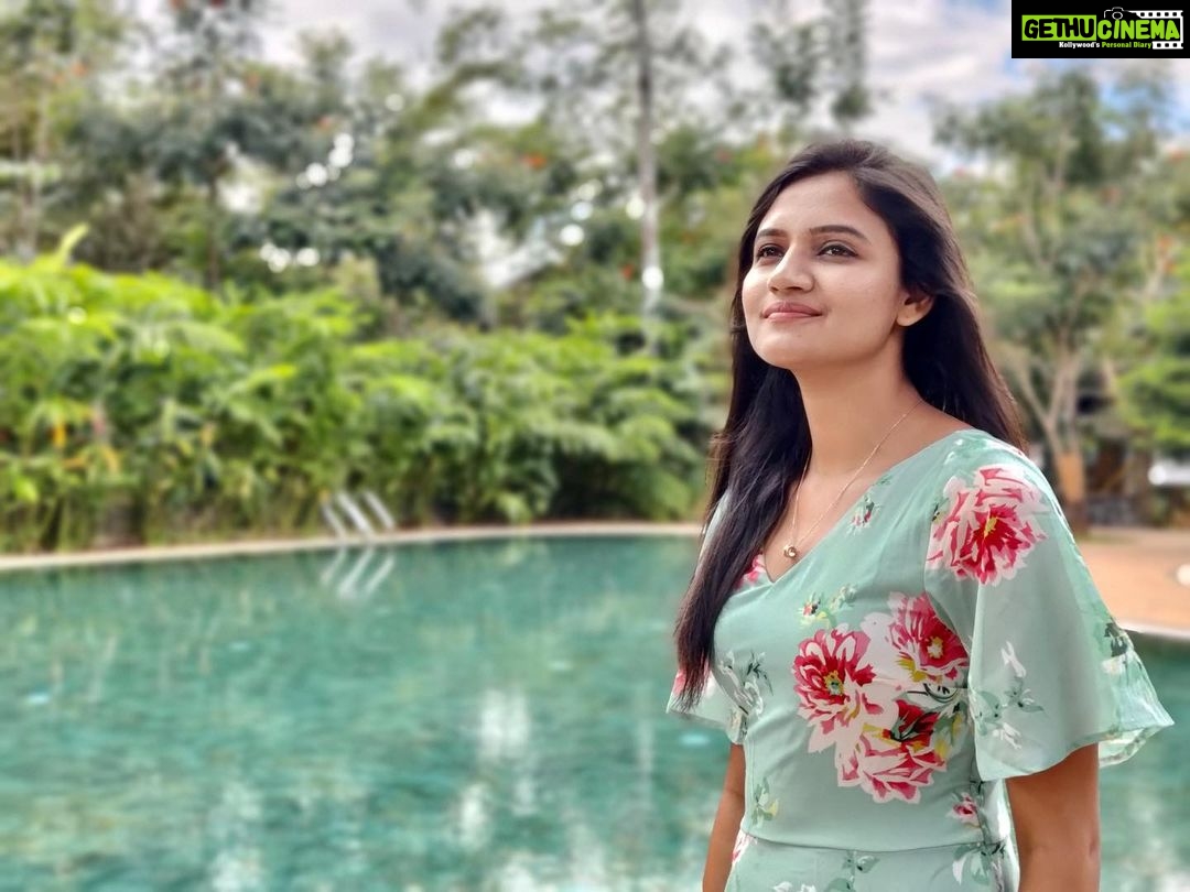 Ranjani Raghavan Instagram - ನಾವು ಫೋಟೋಗೆ caption ಏಕೆ ಕೊಡ್ತೇವೆ ಹೇಳಿ🤔