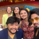 Ranjani Raghavan Instagram - ಕತೆಡಬ್ಬಿ ಪುಸ್ತಕದ ಹತ್ತನೇ ಮುದ್ರಣ ಹಾಗು KNKH ಚಿತ್ರದ ಒಲವೇ ಒಲವೇ ವಿಡಿಯೋ ಸಾಂಗ್ ಆತ್ಮೀಯರ ಮುಂದೆ, ದೊಡ್ಡ ವೇದಿಕೆಯಲ್ಲಿ ಬಿಡುಗಡೆಯಾದ ಸಂತಸದಲ್ಲಿ.. 🤩