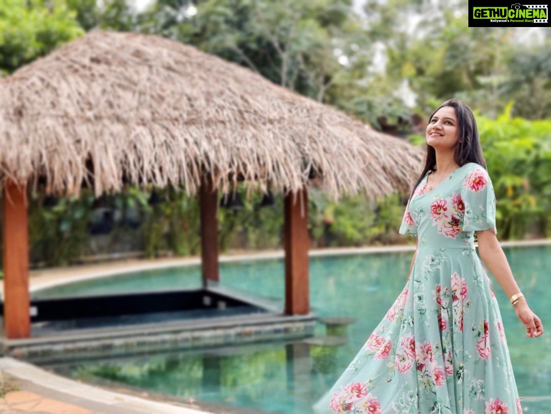 Ranjani Raghavan Instagram - ನಾವು ಫೋಟೋಗೆ caption ಏಕೆ ಕೊಡ್ತೇವೆ ಹೇಳಿ🤔