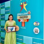 Ranjani Raghavan Instagram - 2023ರ ಪ್ರತಿಷ್ಠಿತ “ಪ್ರಜಾವಾಣಿ ಸಾಧಕರು” ಪ್ರಶಸ್ತಿಗೆ ಬೇರೆ ಬೇರೆ ಕ್ಷೇತ್ರದಿಂದ 23 ಸಾಧಕರನ್ನು ಗುರುತಿಸಿ ಗೌರವಿಸಿದರು. ಕಿರುತೆರೆ ಮತ್ತು ಸಾಹಿತ್ಯ ಕ್ಷೇತ್ರದಿಂದ ನನ್ನನ್ನು ಆಯ್ಕೆ ಮಾಡಿದ್ದು ನನ್ನ ಪುಟ್ಟ ಪುಟ್ಟ ಪ್ರಯತ್ನಗಳಿಗೆ ಸಿಕ್ಕ ದೊಡ್ಡ ಮನ್ನಣೆ. ಪ್ರಶಸ್ತಿ ಪಡೆದವರೆಲ್ಲರಿಗೂ ಅಭಿನಂದನೆಗಳು ಮತ್ತು ಪ್ರಜಾವಾಣಿಗೆ ನನ್ನ ಭಾವಪೂರ್ಣ ನಮನಗಳು🙏 @prajavani