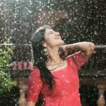 Ranjani Raghavan Instagram - Let the rain wash away all the pain of yesterday 🌧☔️ #rainphotography PC - @giri93_photography Kapu. Beach
