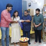 Ranjani Raghavan Instagram - “ಕತೆ ಡಬ್ಬಿ” ನನ್ನ ಮೊದಲ ಪುಸ್ತಕ ಲೋಕಾರ್ಪಣೆಯಾದ ಕ್ಷಣ❤️ Thank you @jogi_mane @rishi_actor @jayannajayathirtha @gnmohann