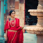 Ranjani Raghavan Instagram - ಮೈಸೂರು ಮಹಾರಾಣಿಯರ ಗೌರವಾರ್ಥವಾಗಿ.. Tribute to Maharanis of Mysore 🙏 Today is the death anniversary of Maharani Kempananjammanni. Let’s take this occasion to salute all their great contributions 😊 #fashionwithpurpose #mysoreheritage #wodeyarsofmysore #photoshootwiththeme Jewellery - @masterpiece_heritage Photography - @glamshotz_official MUA - @makeuphairbyvinyasahippla