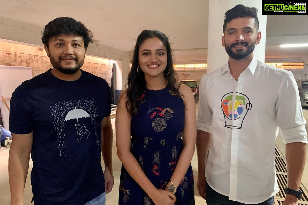 Ranjani Raghavan Instagram - At today’s press meet🌻@diganthmanchale @goldenstar_ganesh #knkh Renukamba Studio, Malleshwaram