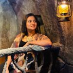Ranjani Raghavan Instagram - The cave you fear to enter may hold the light you seek! ಹಾಗಾಗಿ ಗುಹೆಯೊಳಗೆ ಹೋಗಲು ಹೆದರದಿರಿ😉 @wildplanet_banaheights @tripstoluxury #caveroom #newexperience #naturelover Wild Planet -Bana Heights